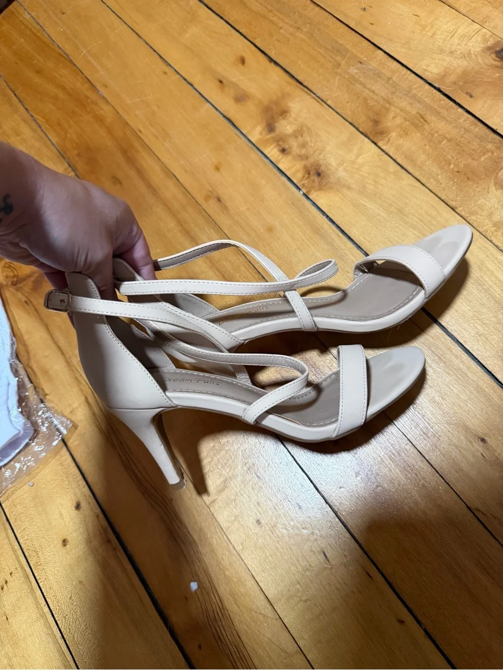 Dream Paris Criss Cross Heeled Wedding Sandal Light Tan/ Cream Size 7.5